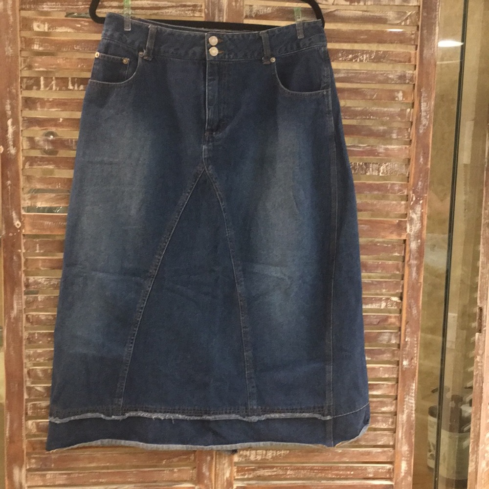 Bohemian long denim skirt new size 12 w